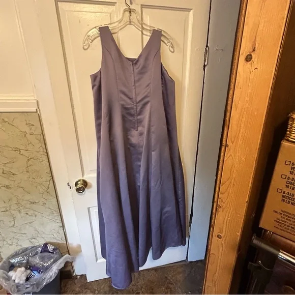 Private Collection Formal Dress - Picture 2 of 5